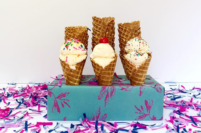 ice Cone Holder